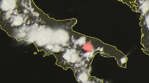 Nubifragio a Matera del 09/07/2013. Foto dei fulmini ed analisi